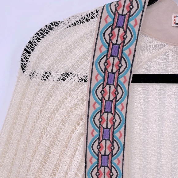 FLYING TOMATOE Cardigan - Picture 2 of 4